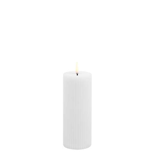 LED pillar candle grooved, Nordic white, Smoot, 5,8x15 cm.jpg